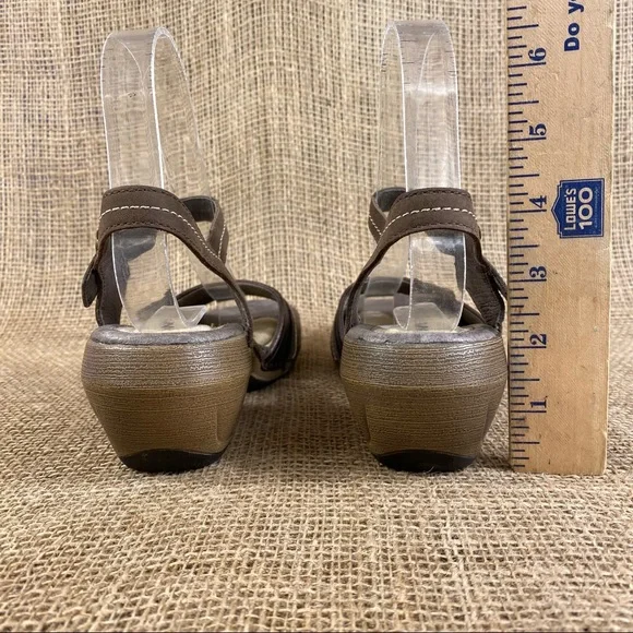 Merrell Clog Sandals leather heel Brown Ankle Sling Back Size 6 - Picture 6 of 11